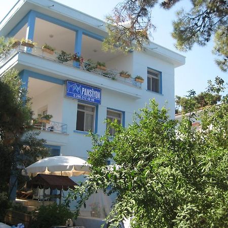 Mavi Pension Hotell Ayvalı Exteriör bild