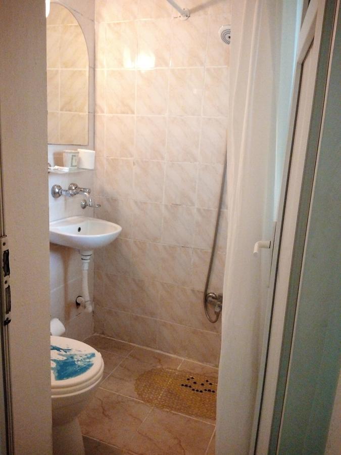 Mavi Pension Hotell Ayvalı Exteriör bild